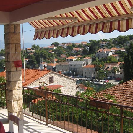 Apartman Mate Splitska Zewnętrze zdjęcie