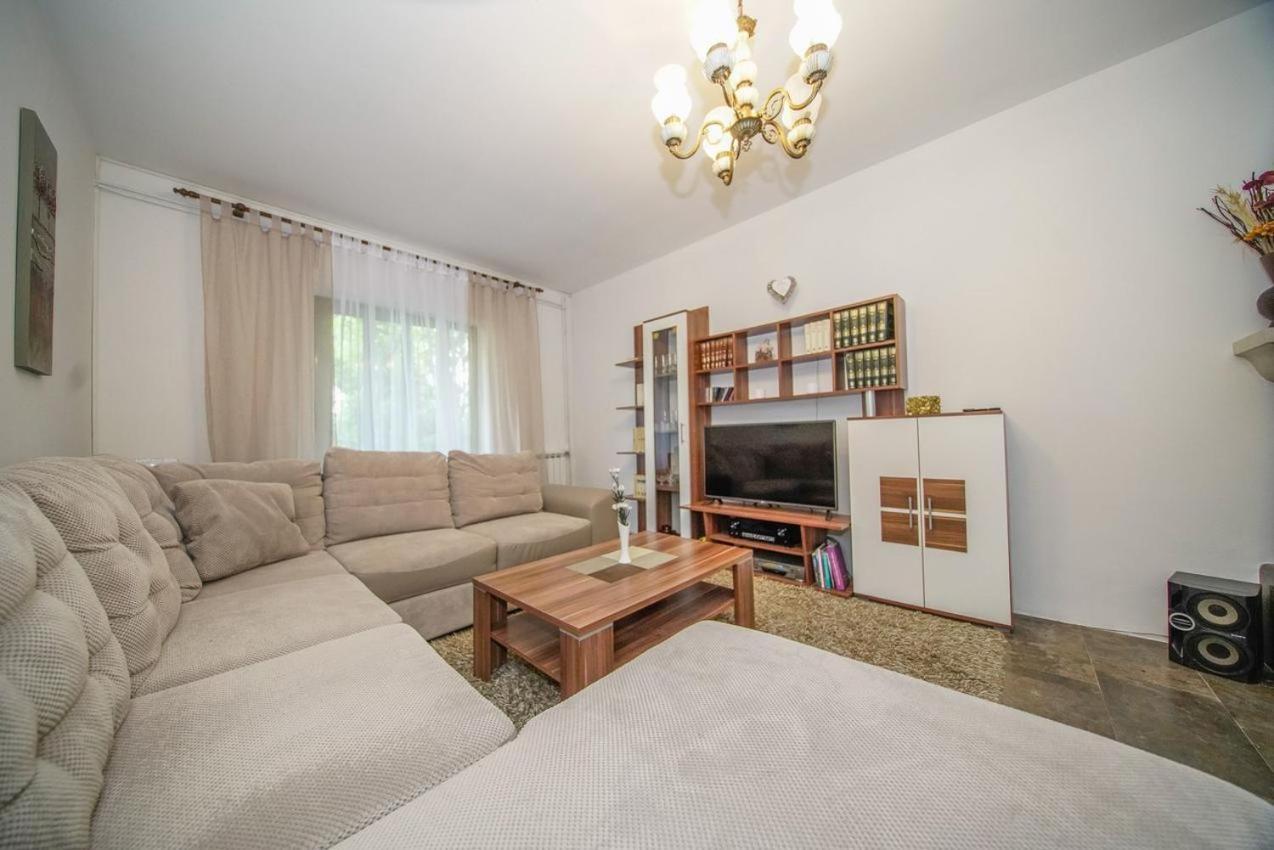 Apartman Mate Splitska Zewnętrze zdjęcie